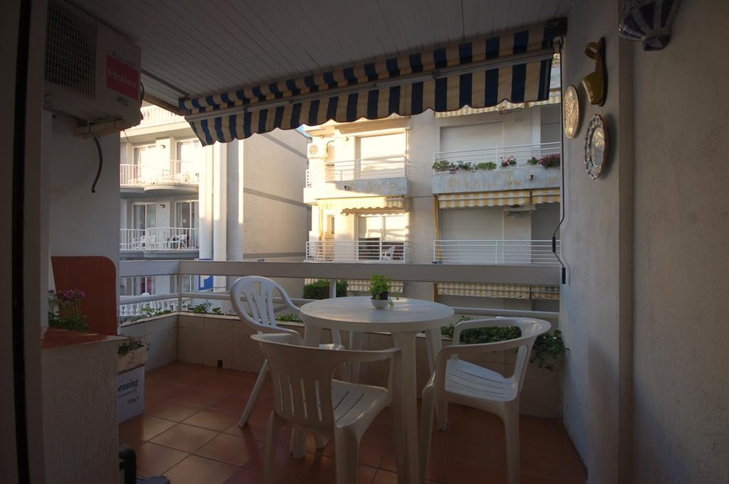 Lets Holidays Apartment Pool Terrace Tossa De Mar Exterior foto